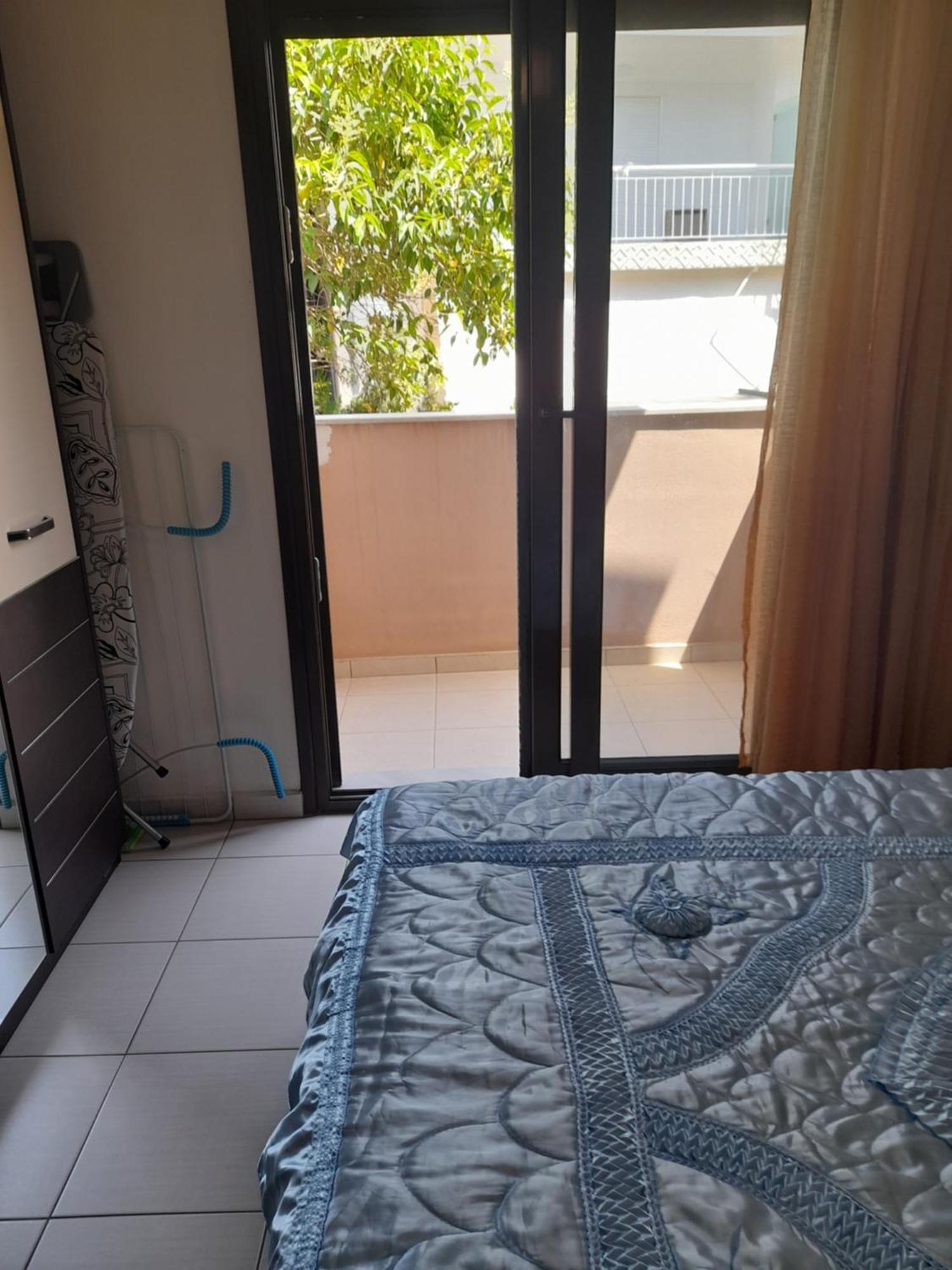 Christina Apartment Νεα Περαμοσ Néa Péramos Екстериор снимка